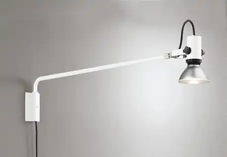 OG254198P1+No230H 屋外用スポットライト アームタイプ 背面取付可能型 別売ランプ込（E26） ビーム球150W相当 非調光・電球色 ビーム角ワイド36度 色：オフホワイト