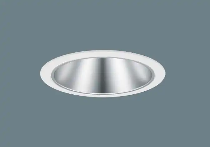 XND0666SWLE9：LEDダウンライト 埋込穴φ150 非調光・白色 浅型10H ビーム角45度 広角タイプ 光源遮光角30度